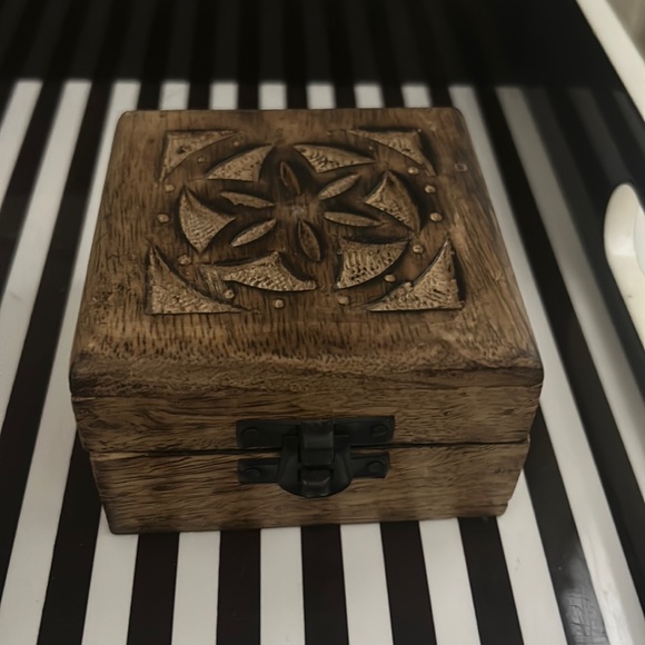 cute simple storage box ♡ - Picture 1 of 3